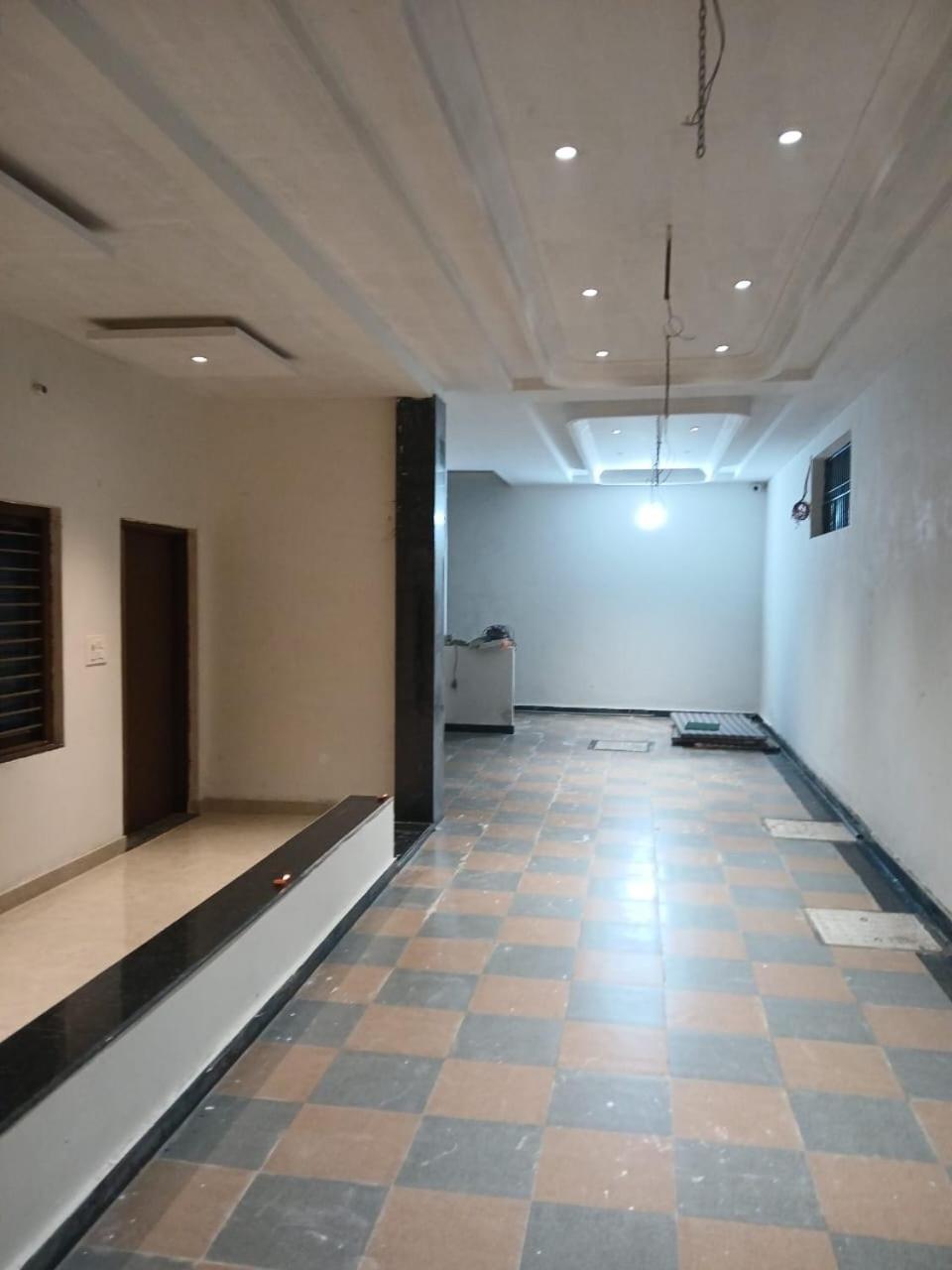 Hotel Jaipur In, Jatipura Parikrama Marg Near Mukharvind Temple Govardhan Exterior foto